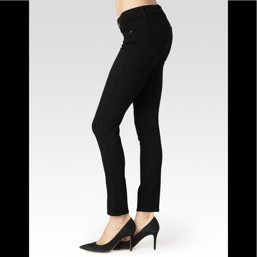 {Paige} Skyline Ankle Peg Jeans